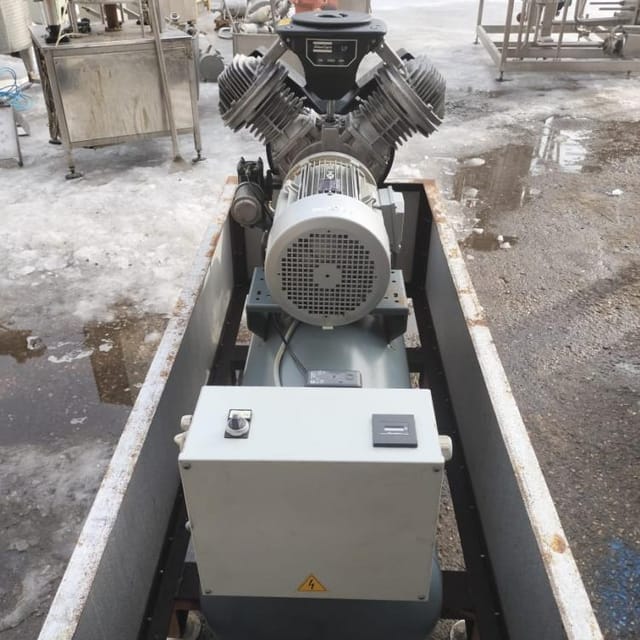 Компрессор atlas copco LF 10 инв.11821