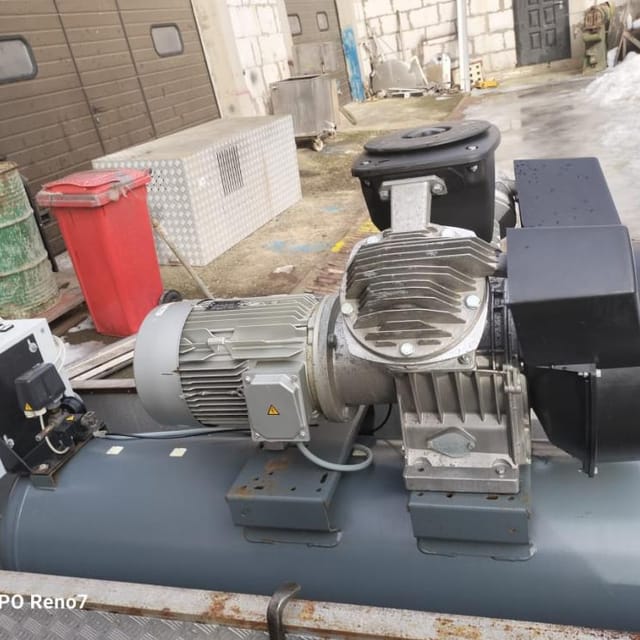 Компрессор atlas copco LF 10 инв.11821