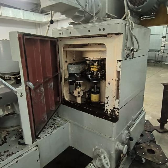 Закаточная машина Б4-КЗК, банка №8 инв.11817