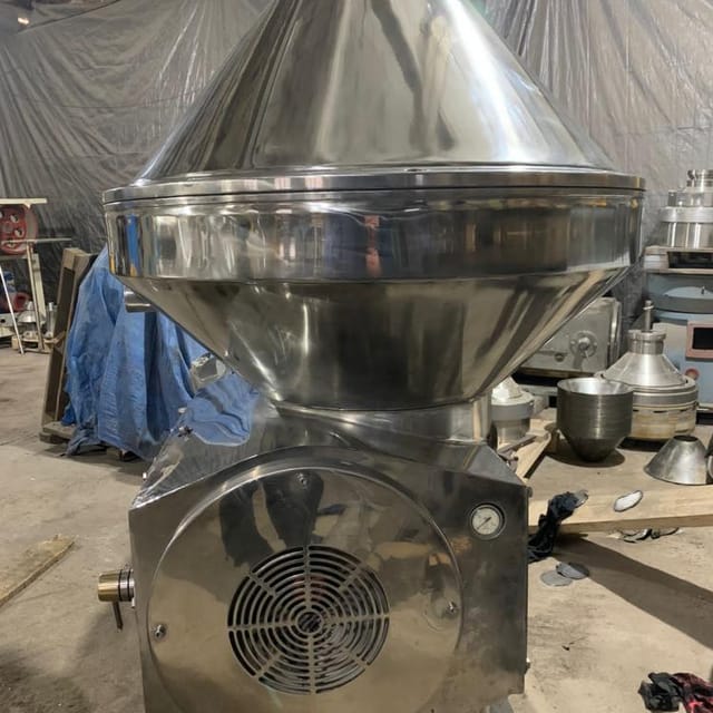 Сепаратор сливкоотделитель NAGEMA 25тонн в час.