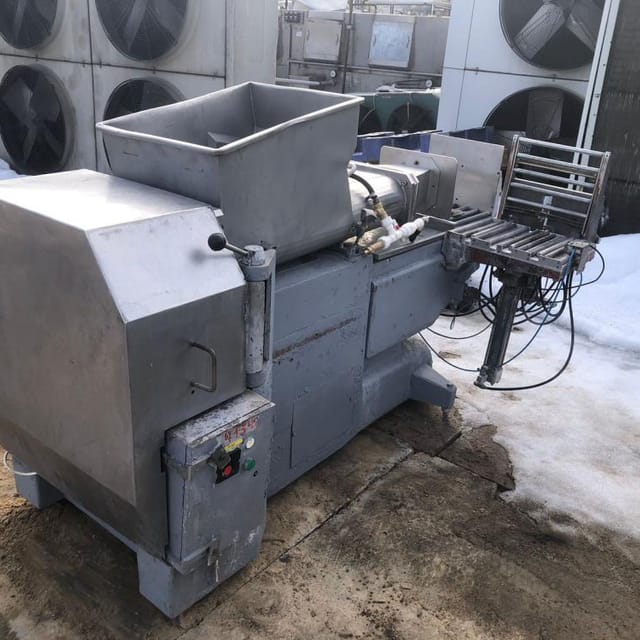 Фасовщик масла М6-ОРГ инв.11943