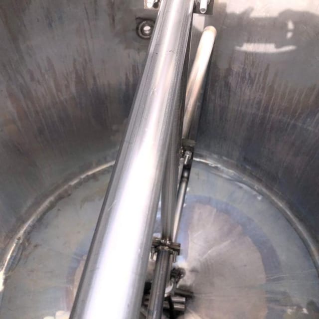 Емкость 1000л с рубашкой и мешалкой инв.11968