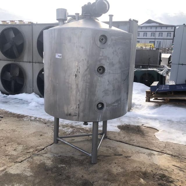 Емкость 1000л с рубашкой и мешалкой инв.11968