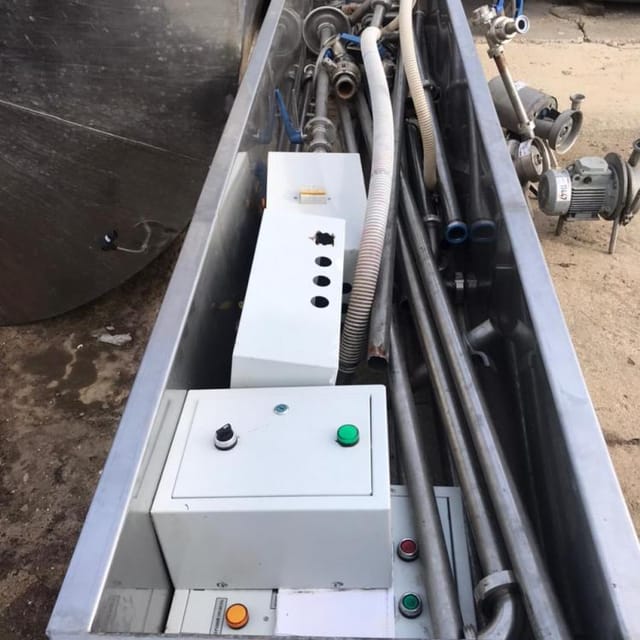 Ванна прямоугольная 700л инв.11445