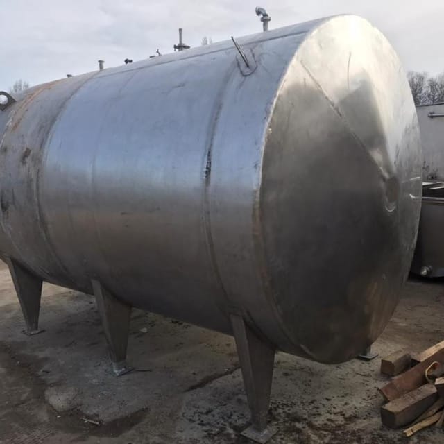 Емкость 10 кубов термос инв.11439