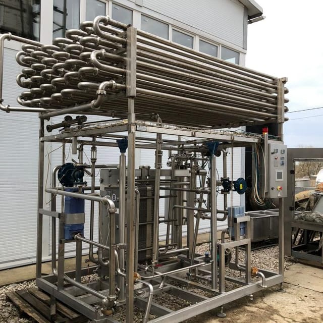 Пастеризационно-охладительная установка NIKOS 5000л-час инв.8554