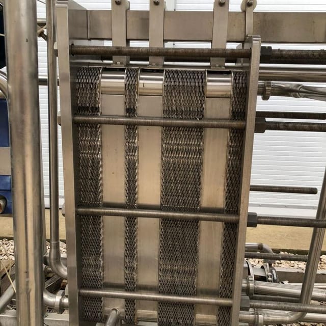 Пастеризационно-охладительная установка NIKOS 5000л-час инв.8554