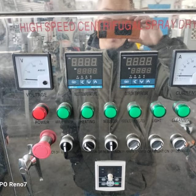 Распылительно-сушильная установка 10кг по испаренной влаге инв.11594