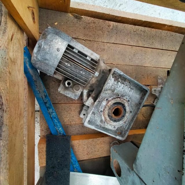 Автомат фасовки и упаковки плавленого сыра М6-АРУ инв.11539