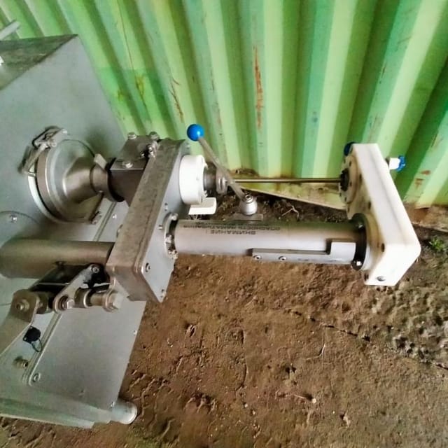 Шприц вакуумный с перекрутчиком Компо Опти 2000-01 инв.11586