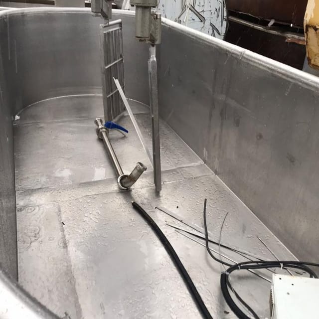 Ванна сырная Д7-ОСА 2500л с лирами инв.11491