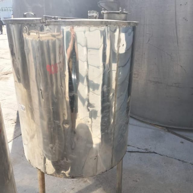 Емкость 300 л. инв.11849