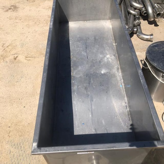 Ванна 300л творожная на колесиках инв.11566