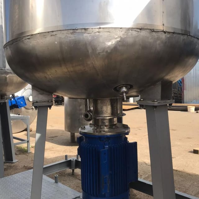 Реактор нержавеющий 1000л инв.11488