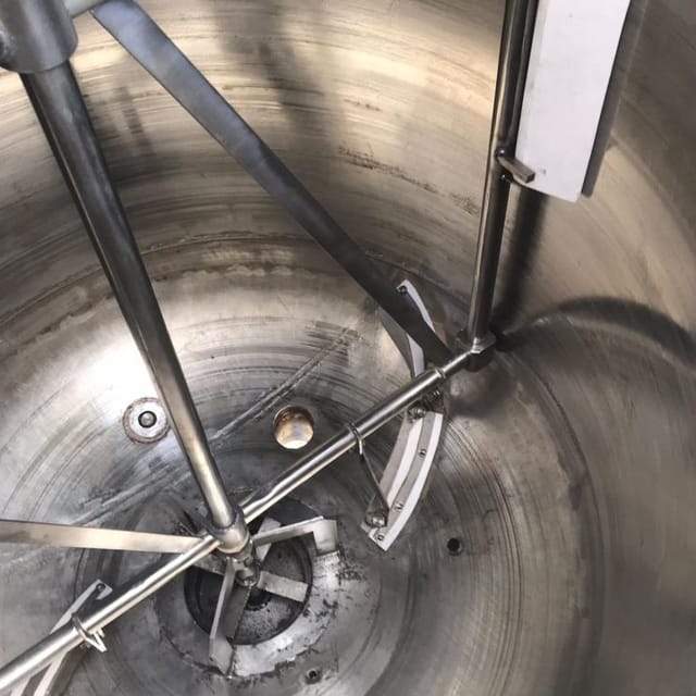 Реактор нержавеющий 1000л инв.11488