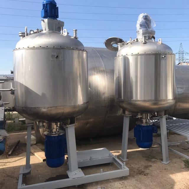 Реактор нержавеющий 1000л инв.11488