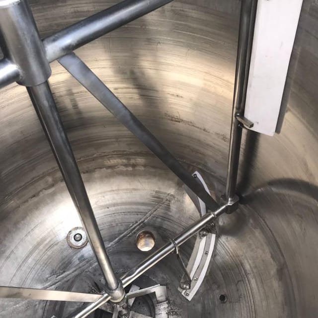 Реактор нержавеющий 1000л инв.11488