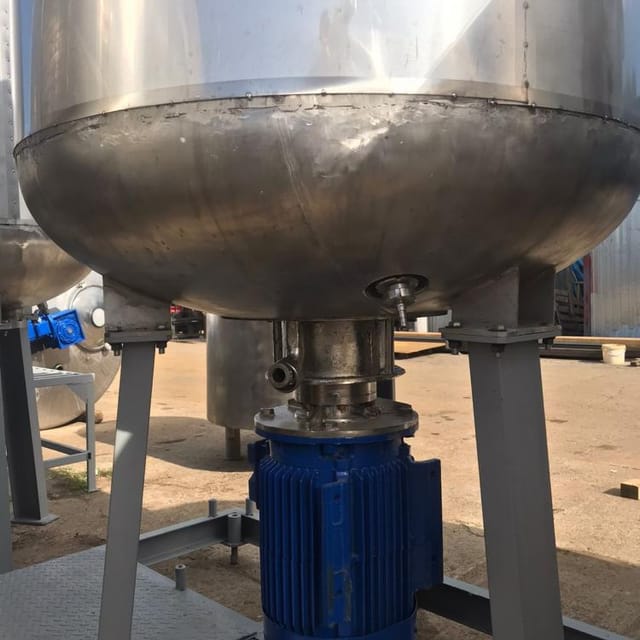 Реактор нержавеющий 1000л инв.11488