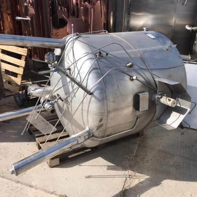 Емкость одностенная  900л инв.14416