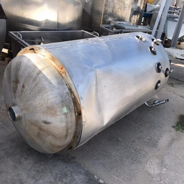 Емкость одностенка 1100л инв.14415