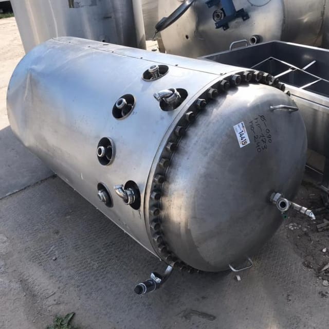 Емкость одностенка 1100л инв.14415