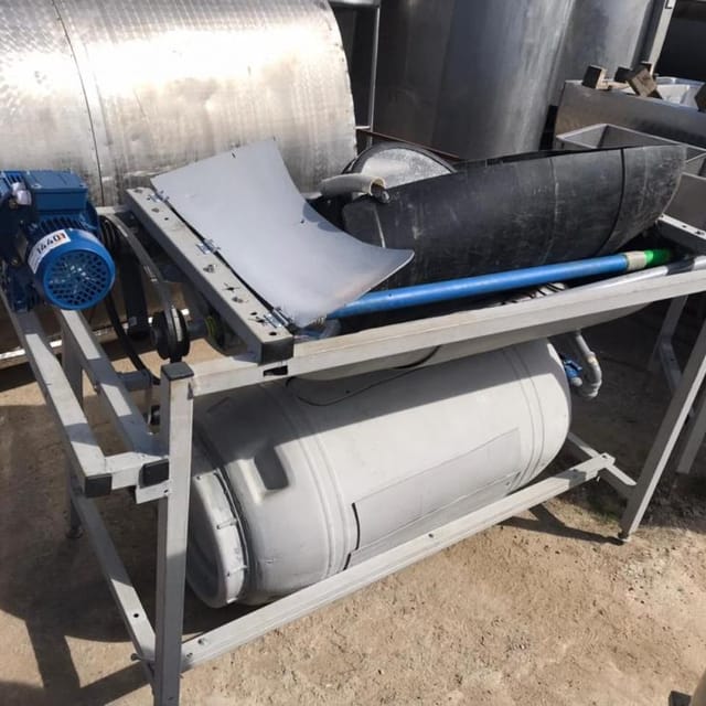 Установка с пластиковой емкостью 200л инв.14401