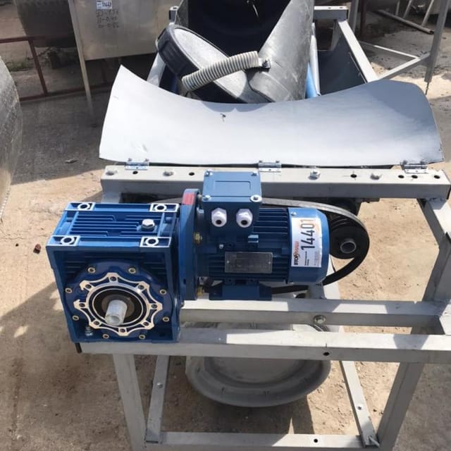 Установка с пластиковой емкостью 200л инв.14401