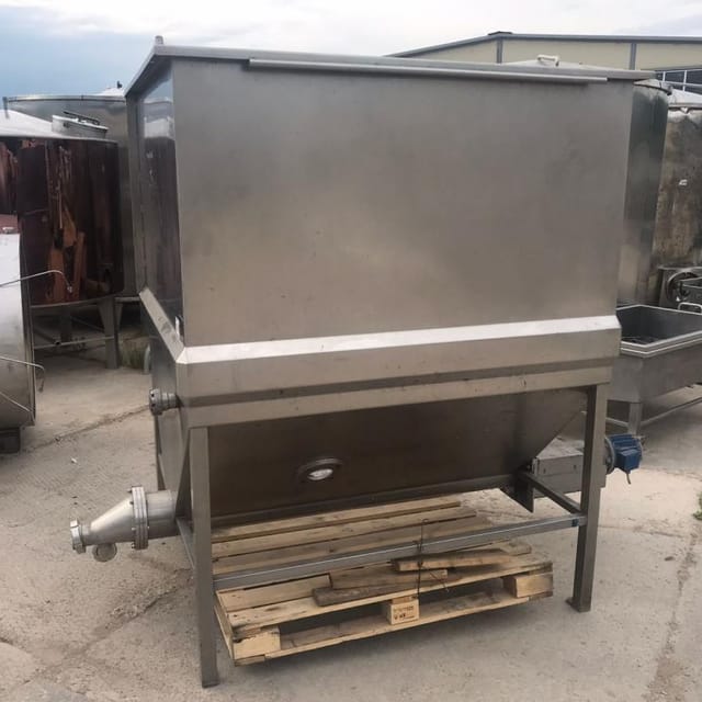 Ванна одностенная со шнеком 1куб.м инв.14427