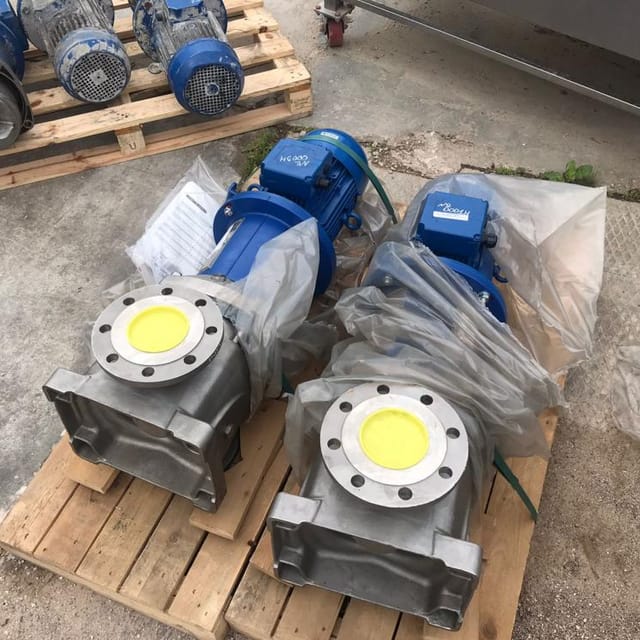 Насос LOVARA новый инв.14441