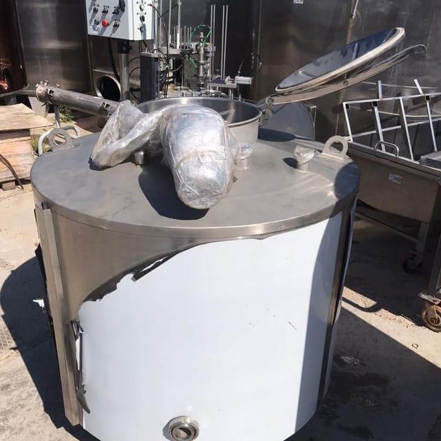 Емкость 400л с рубашкой инв.14489