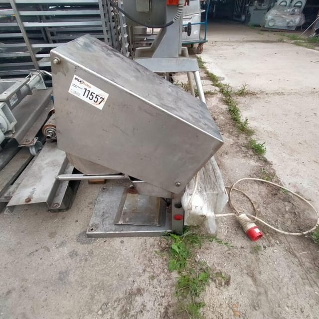 Пила для распиловки кур инв.11557