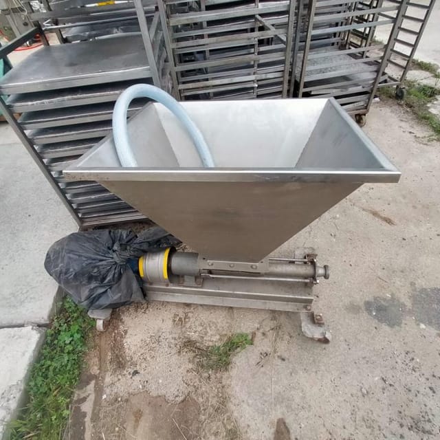 Насос Фаршевый 3шт инв.11868