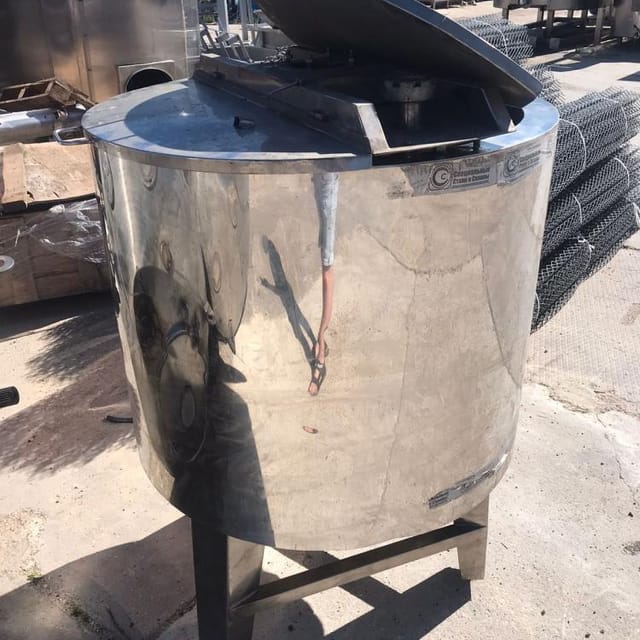 Емкость 200л с усиленной мешалкой инв.14495