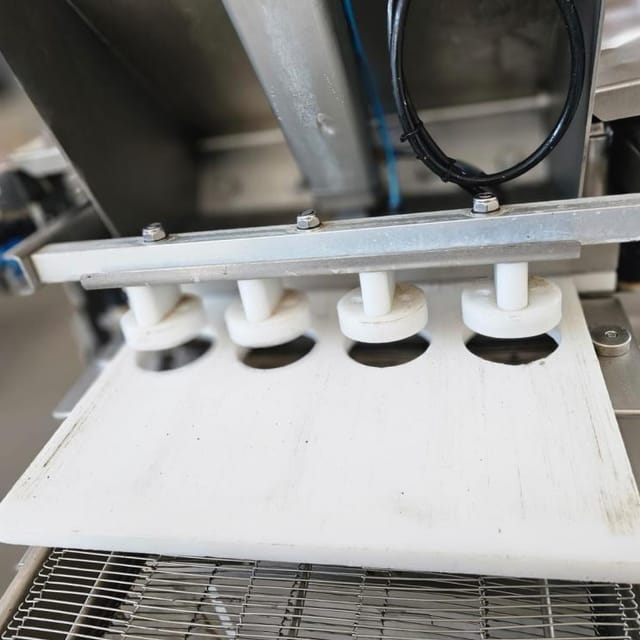 Котлетоформовочная машина СFS инв.11568