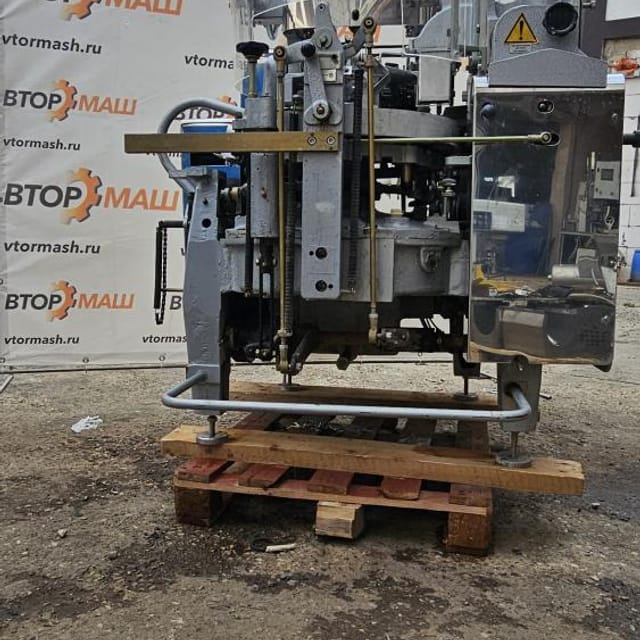 Фасовщик масла М6-АР2 ТМ 10 ЗИД инв.11634