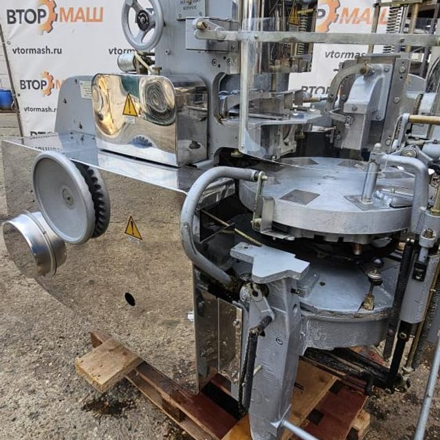 Фасовщик масла М6-АР2 ТМ 10 ЗИД инв.11634