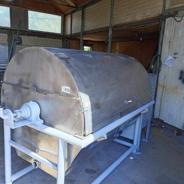 Охладитель творога УПТ с черной рамой инв.10700