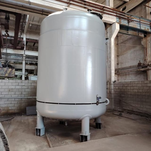 Реактор 25м3 нерж