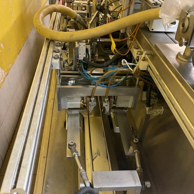 Фасовщик POLPAK D1000 Дойпак с пробкой 300гр