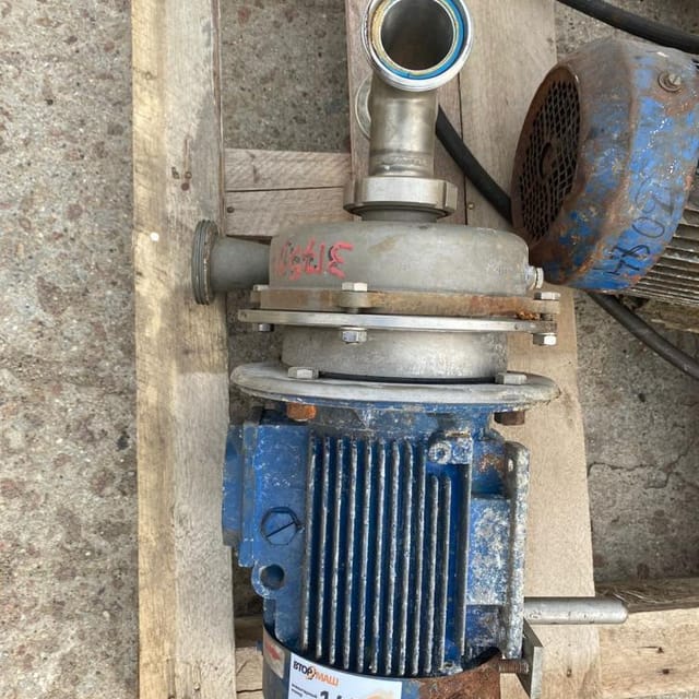 Насос 10 кубов инв.14591