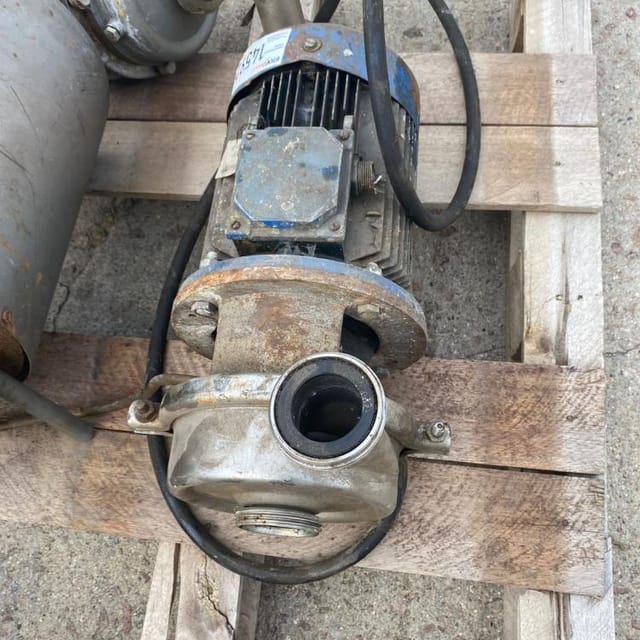 Насос 25 кубов инв.14592