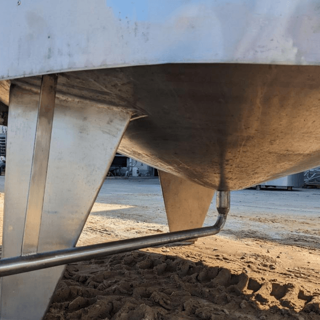 Емкости 2,1 куб.м. с рубашкой и термоизоляцией