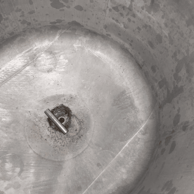 Емкости бродильные танки объем 2,1 куб.м е.2175