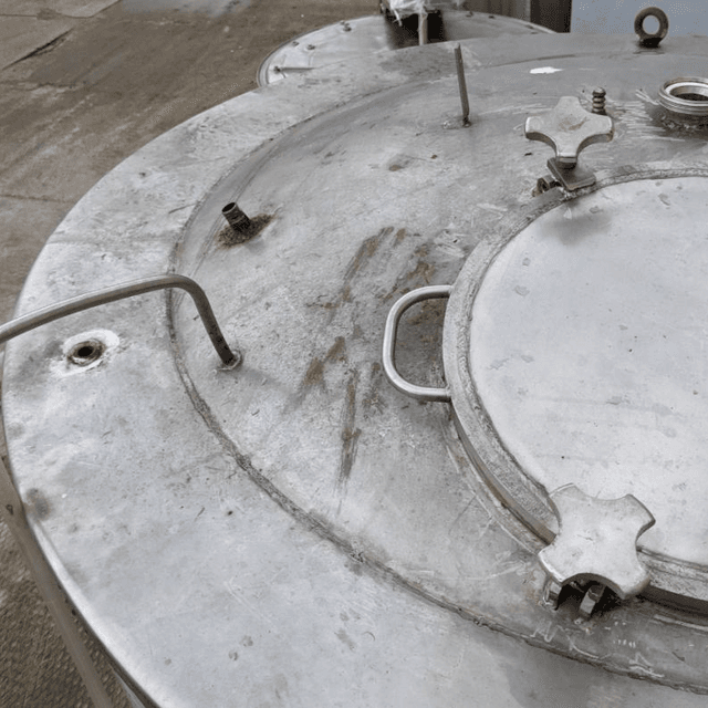 Емкости бродильные танки объем 2,1 куб.м е.2175