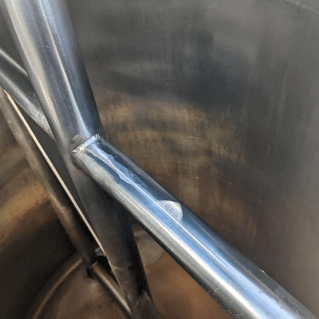 Емкость объем 100 л, с рубашкой ТЭН е.3313