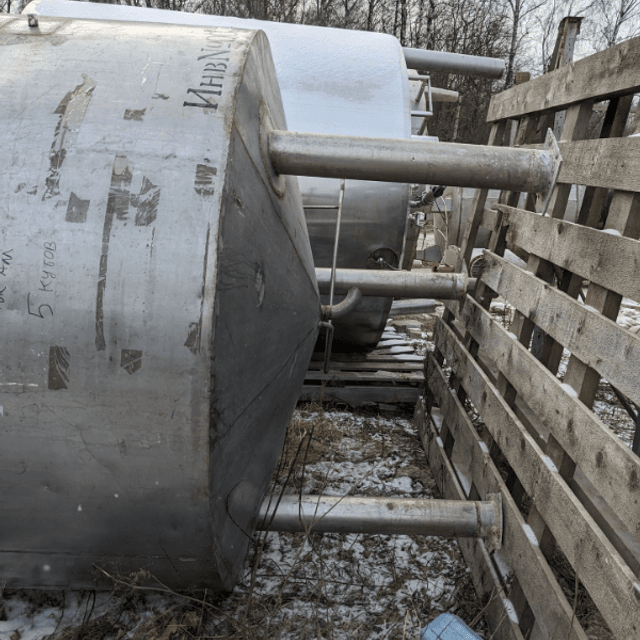 Емкости объем 5 куб.м. с рубашкой е.2842