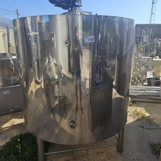 Емкость с рубашкой 2т инв.11780