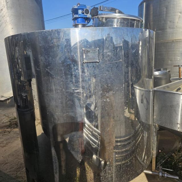 Емкость с рубашкой 2т инв.11780