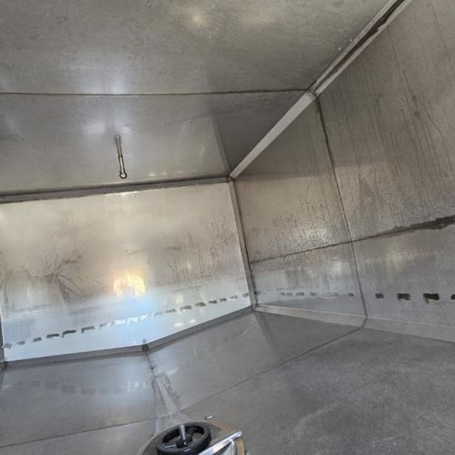 Емкость прямоугольная с мешалкой и теплообменником 7.5 куб  инв.11777