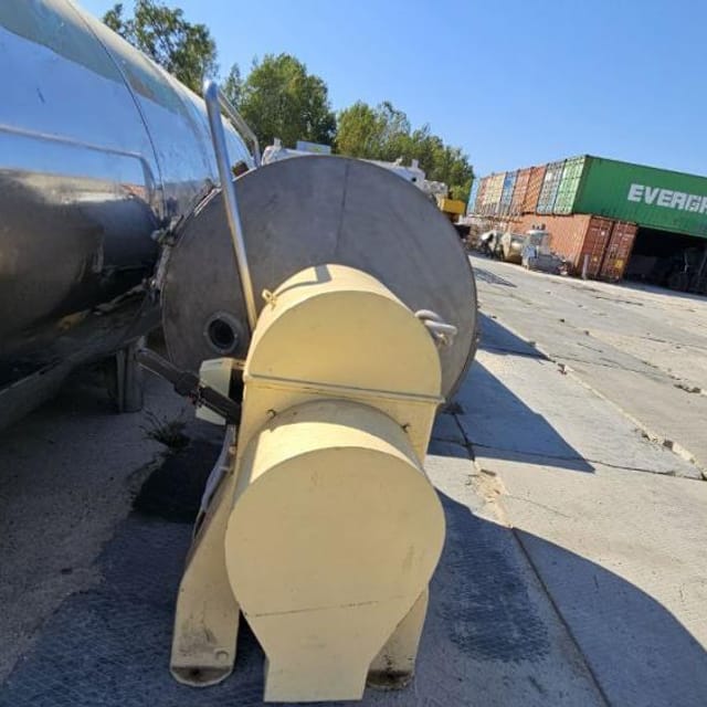 Маслобойка Л5-ОМП 1000л инв.11882